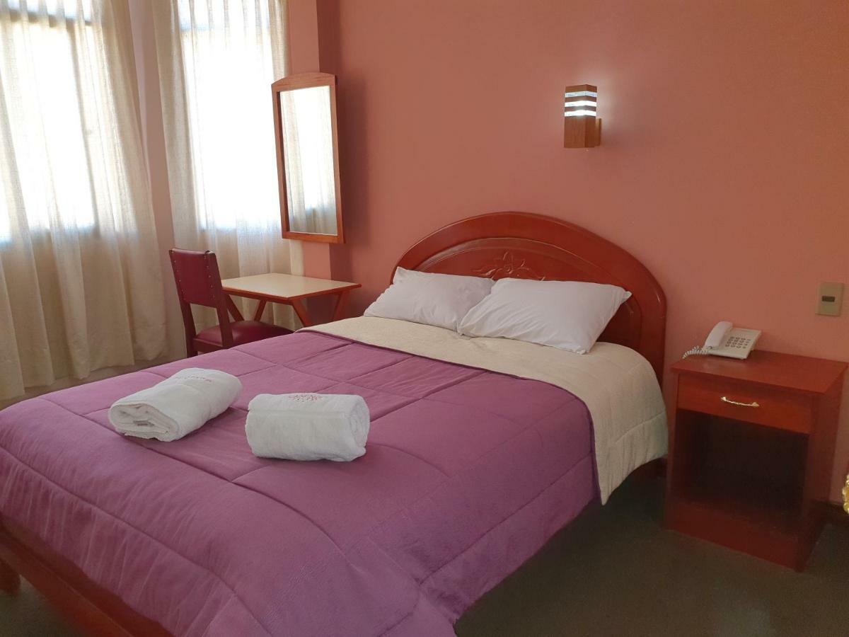 Flamingo Hotel 2*