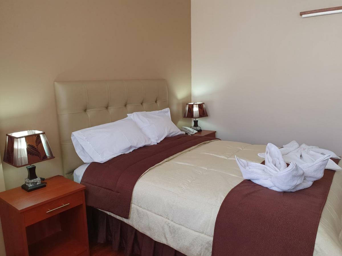 Flamingo Hotel 2*